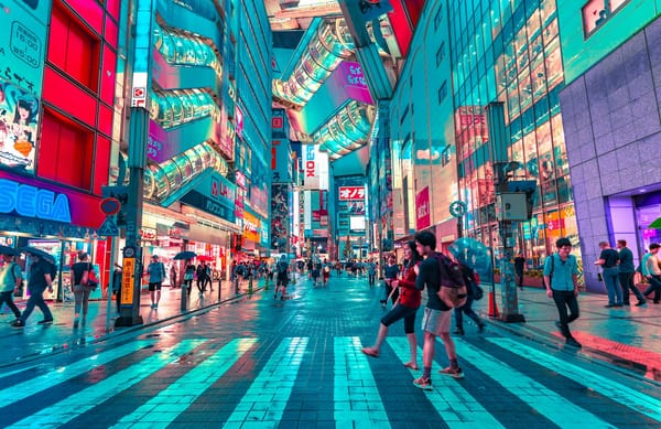 Tokyo skyline - Thị trường tài chính Nhật Bản trong bối cảnh lợi suất trái phiếu leo đỉnh lịch sử